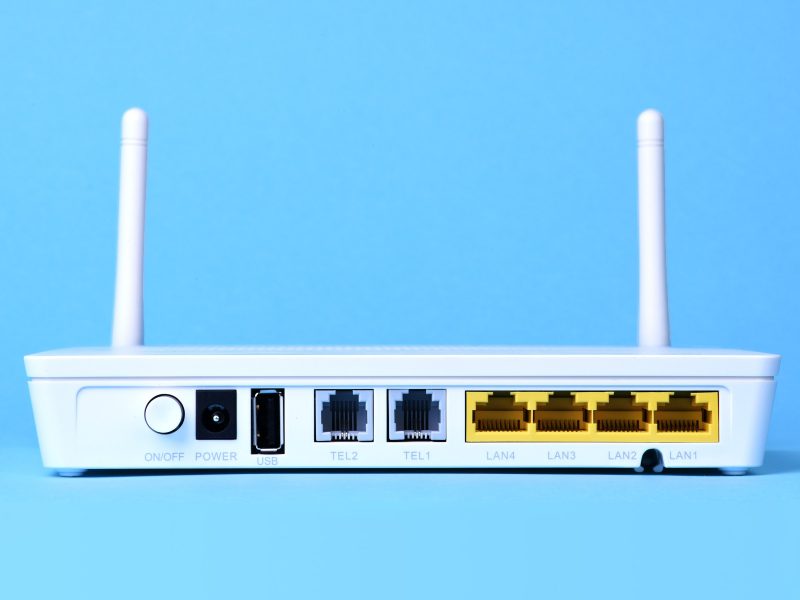 Komponen jaringan komputer Router